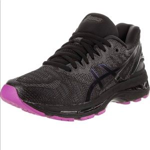 Women's Gel-Nimbus 20 Lite-Show Running Shoe